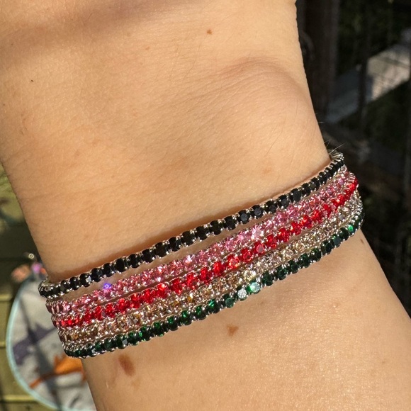 5 piece silver elastic Multicolor rhinestone bracelet set NEW - Picture 5 of 9